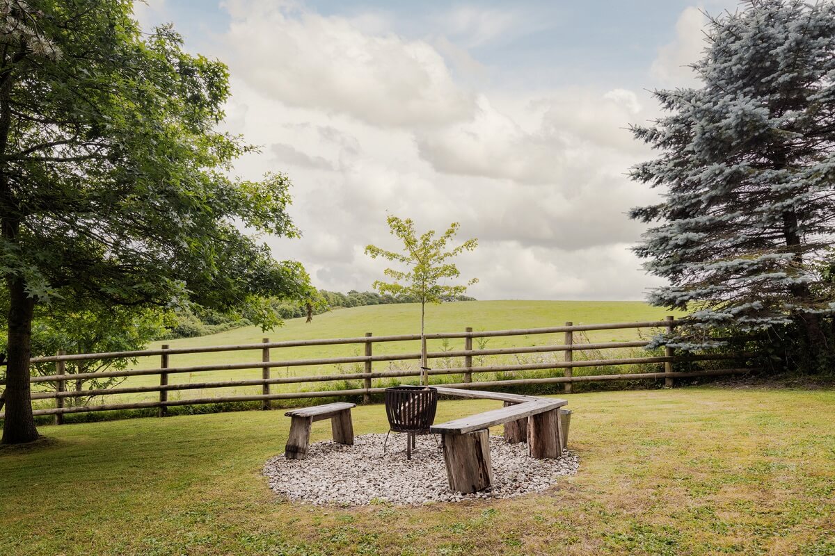 10 Easy Budget-Friendly Upgrades To Boost Your Home's Appeal 20 garden with view 10 Easy Budget-Friendly Upgrades To Boost Your Home's Appeal