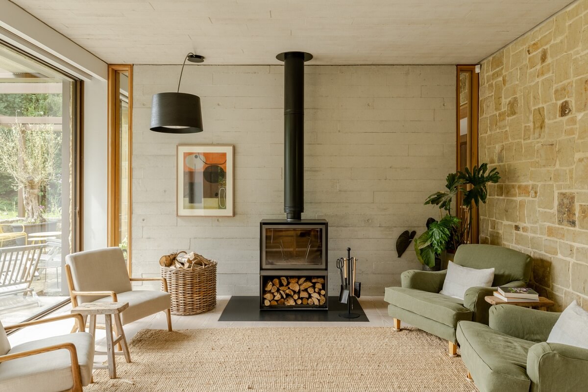 A Contemporary Woodland Retreat in the Heart of East Sussex 5 a0O6700000usXSrEAM N16 webres A Contemporary Woodland Retreat in the Heart of East Sussex