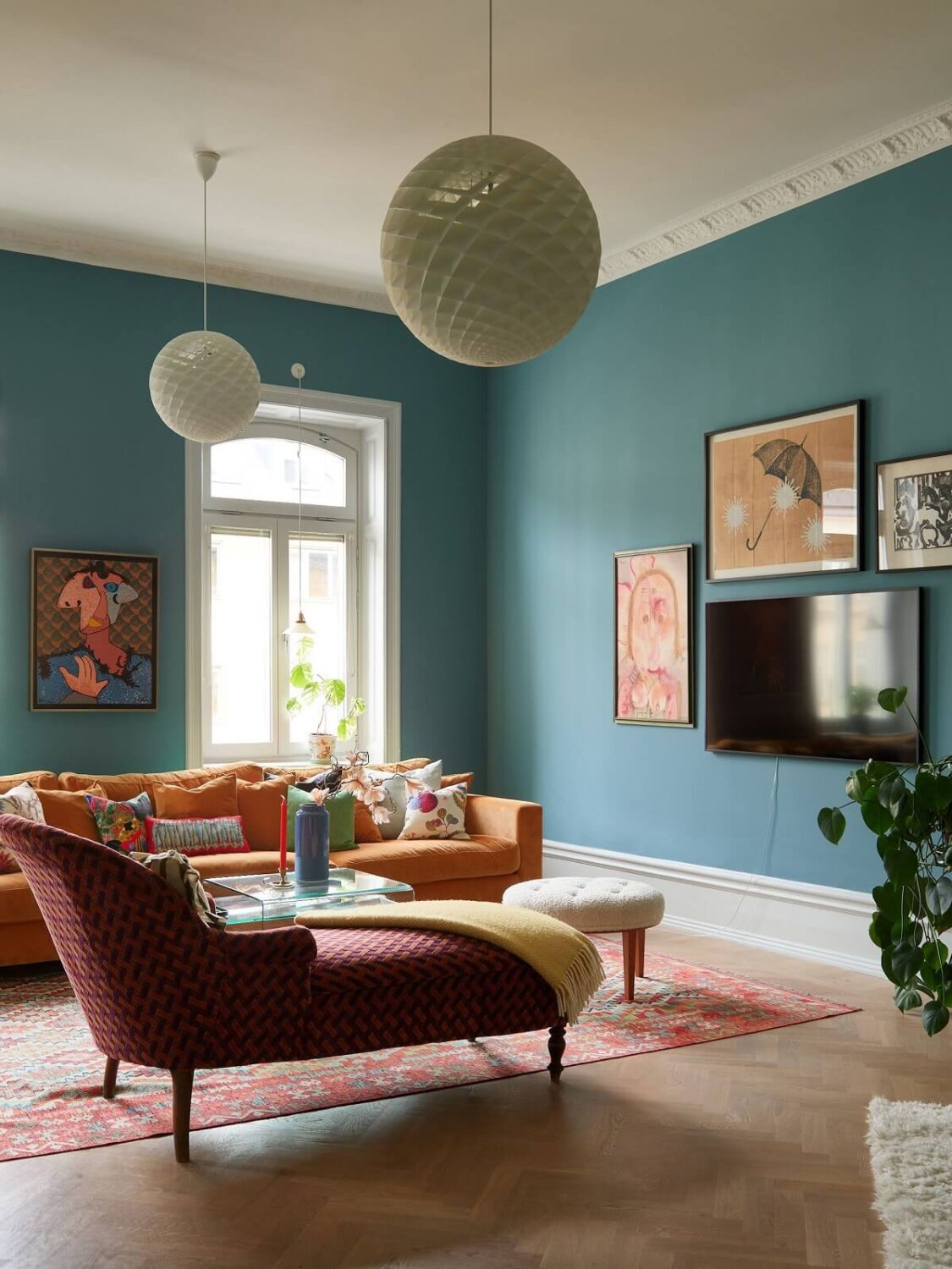 Best of 2024: Living Rooms 20 blue walls living room