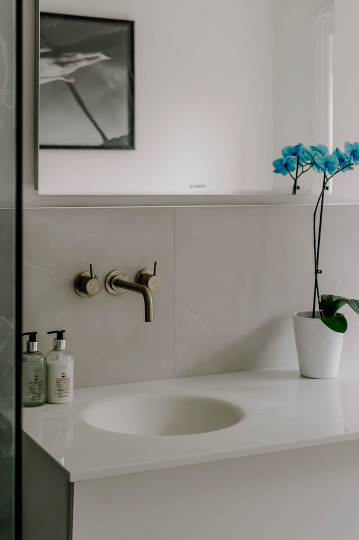 A Grand Arts and Crafts House in London 17 wall mounted fittings bathroom