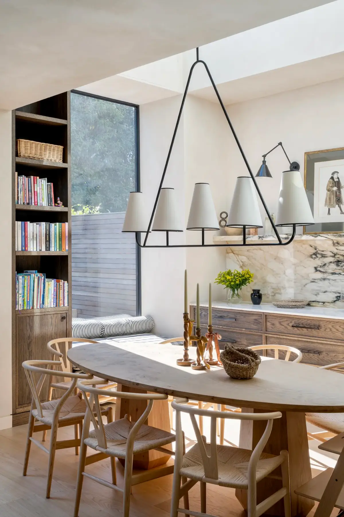 oval dining table
