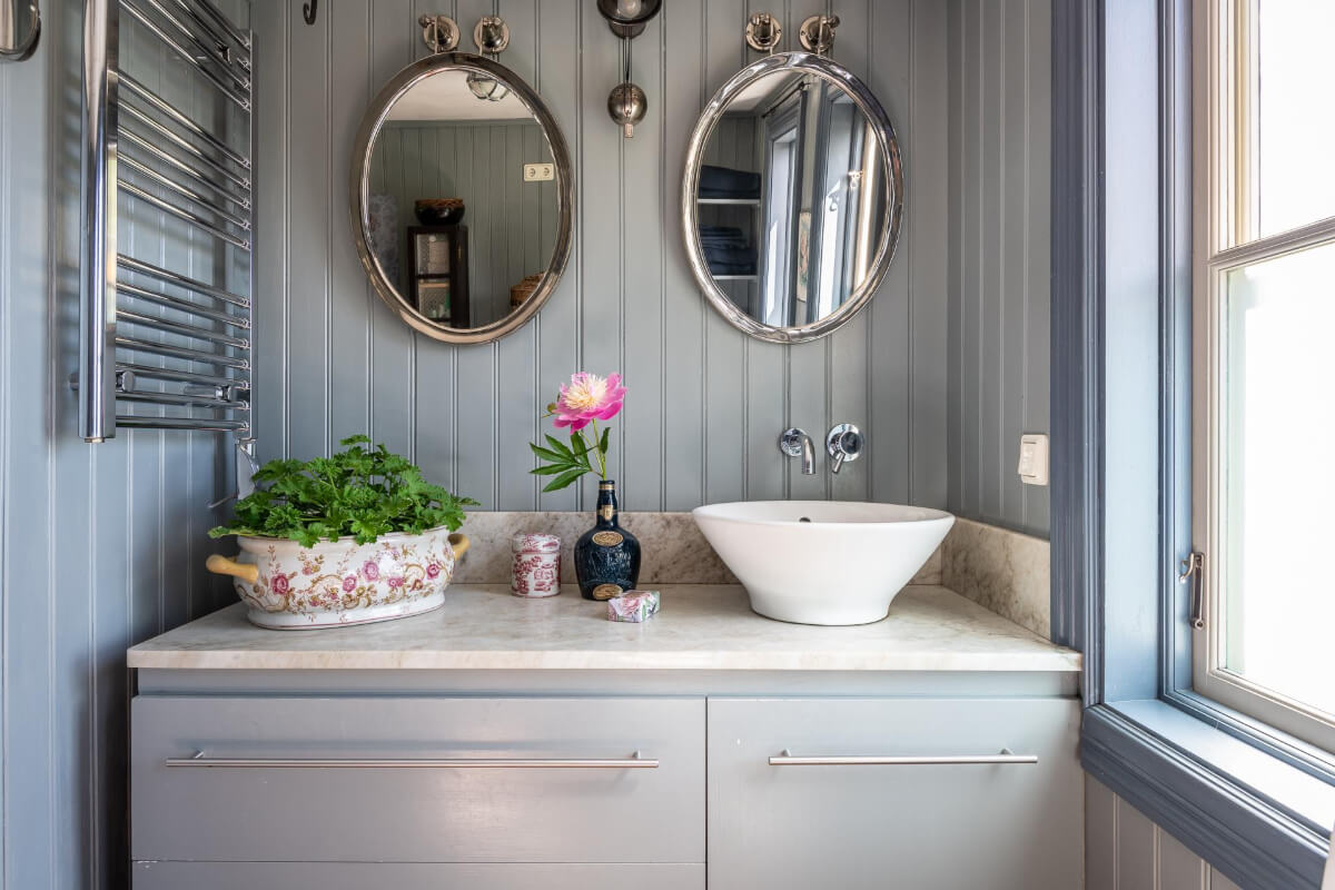 A Beautiful Historic Swedish Country House with Wallpapers 35 bathroom vanity