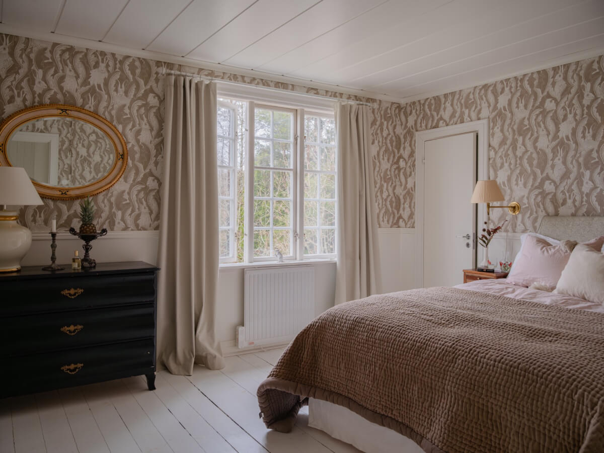 A Romantic Countryside Villa North of Stockholm 24 bedroom antique dresser wallpaper