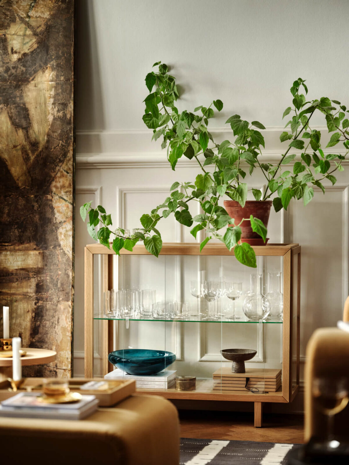IKEA STOCKHOLM 2025 Collection: Classic Designs Made Of Natural Materials 6 IKEA_STOCKHOLM_vitrinskap_PH202420
