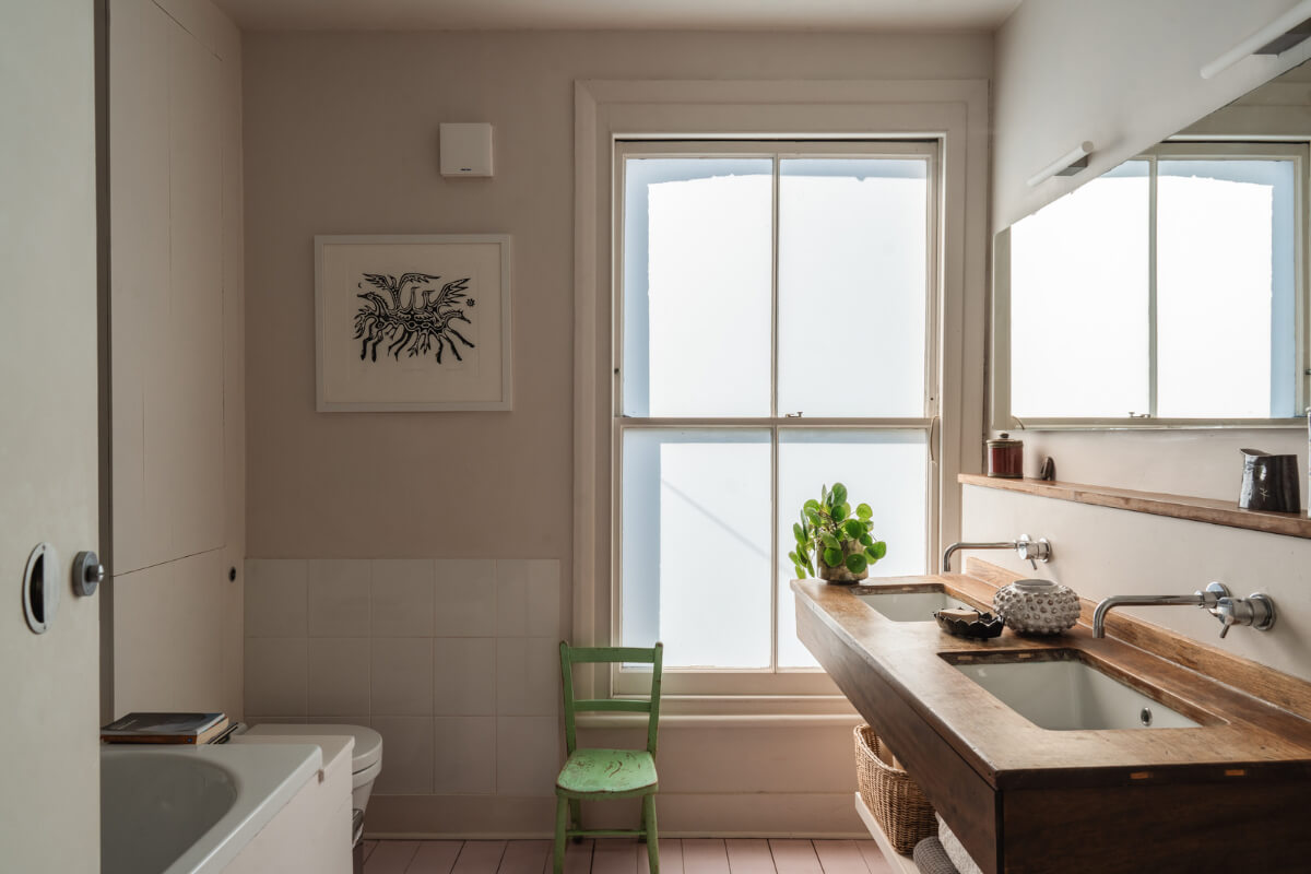 An Edwardian House with Muted Tones, Natural Materials, and a Landscaped Garden 23 bathroom