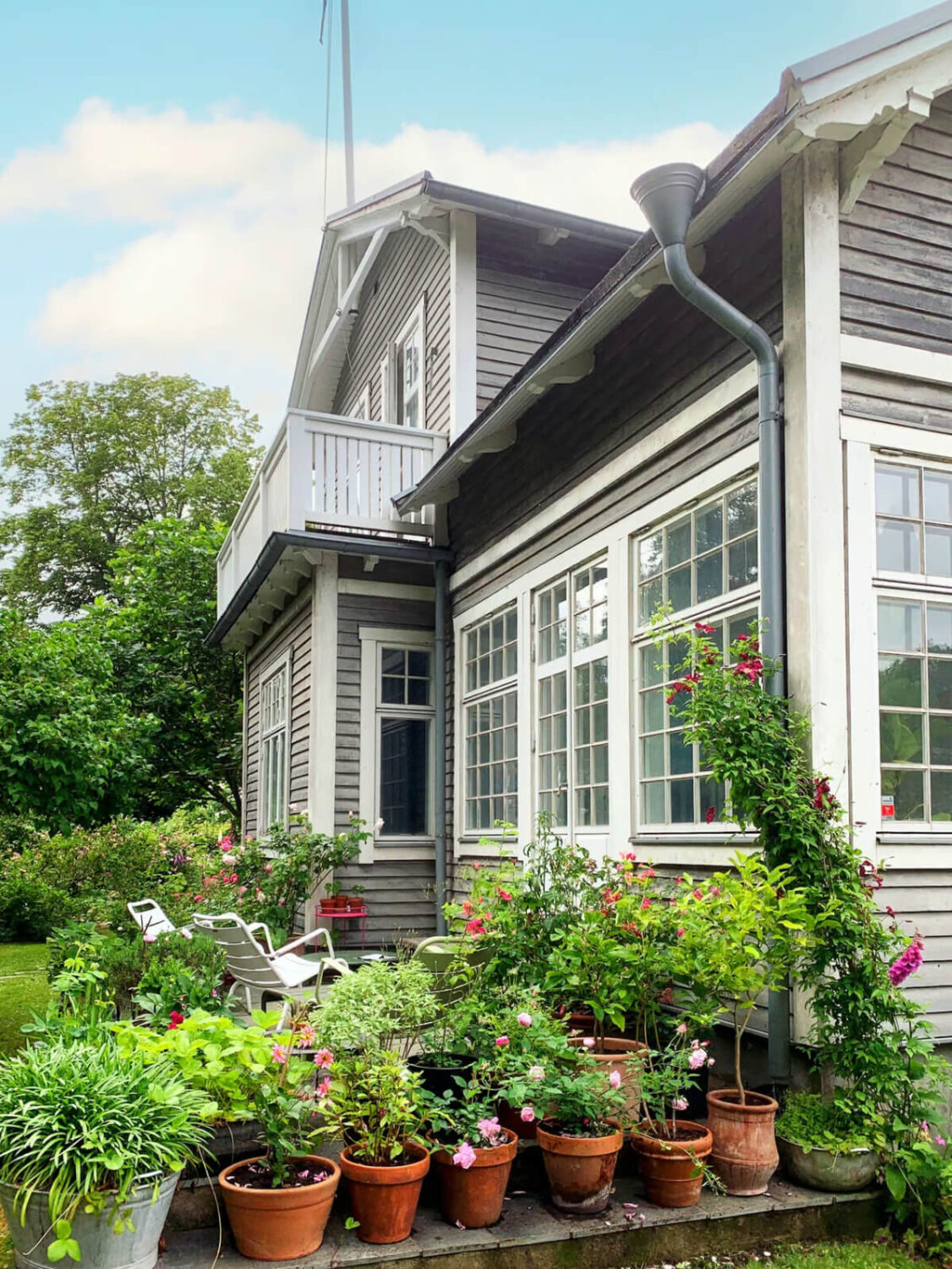 A Beautiful Former Summer House in Southern Sweden 32 exterior swedish summer house A Beautiful Former Summer House in Southern Sweden