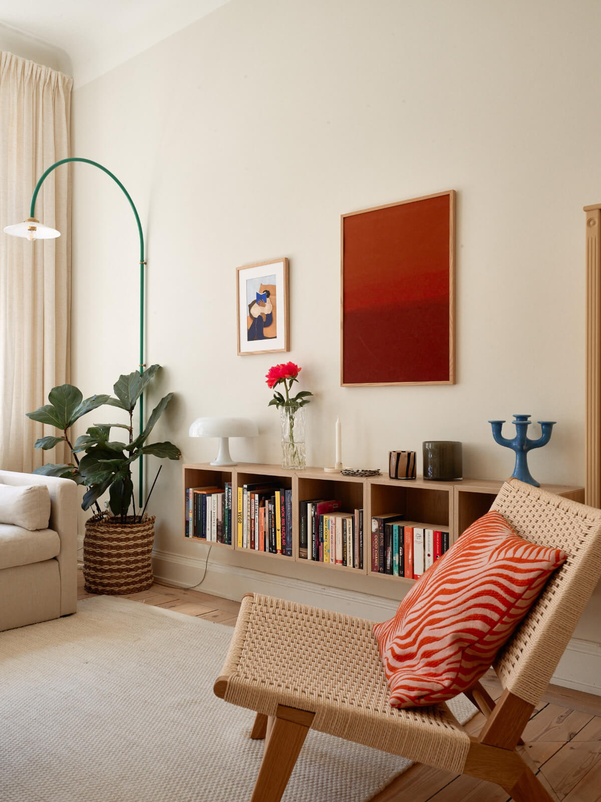 bookcase detail