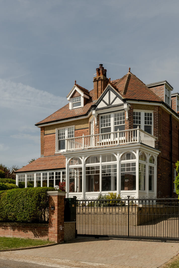A Grand Edwardian Villa with a Yellow Kitchen and Coastal Views 36 edwardian villa broadstairs A Grand Edwardian Villa with a Yellow Kitchen and Coastal Views