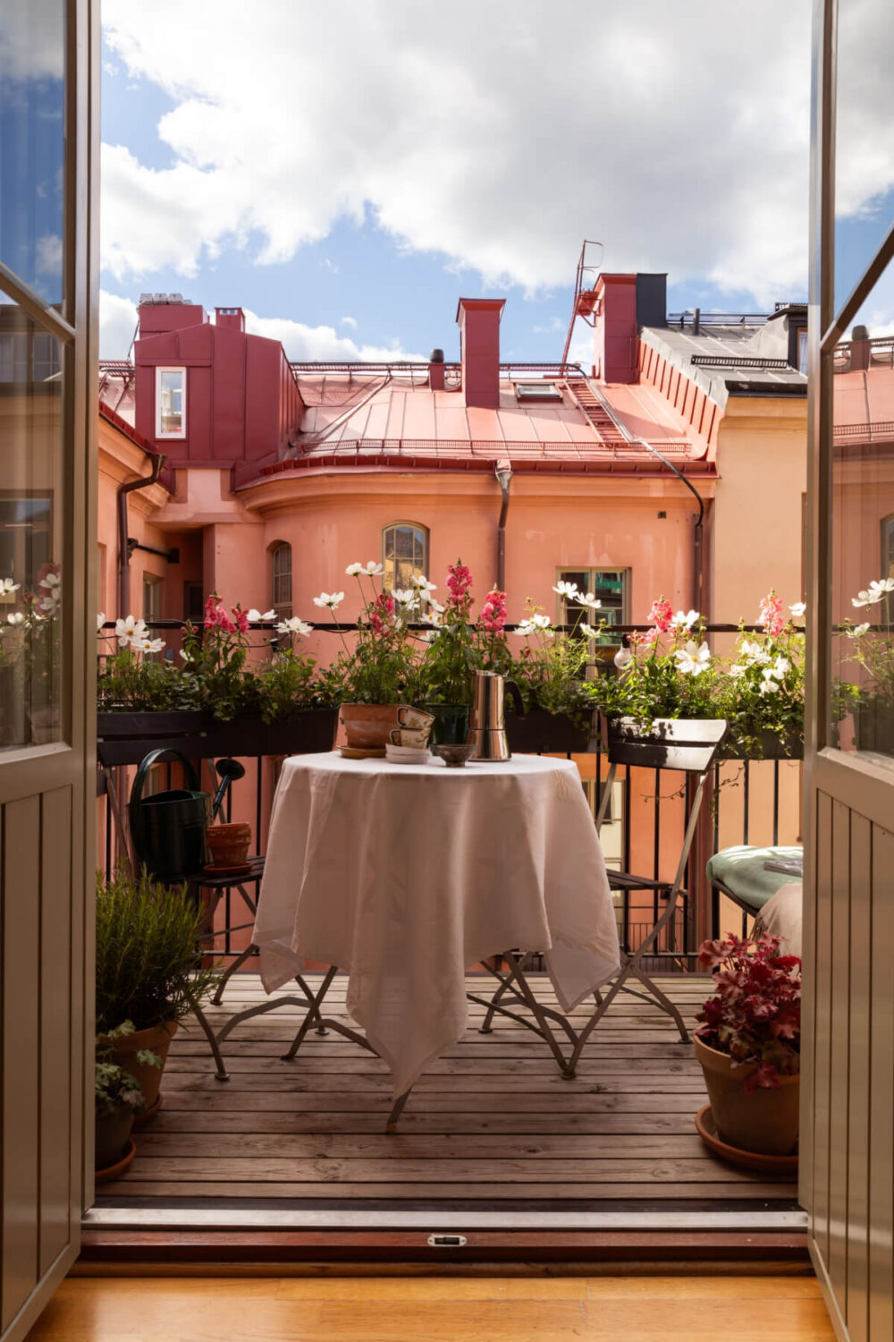 Antiques and Modern Additions in a Cozy Top Floor Duplex Apartment 8 courtyard balcony flower boxes
