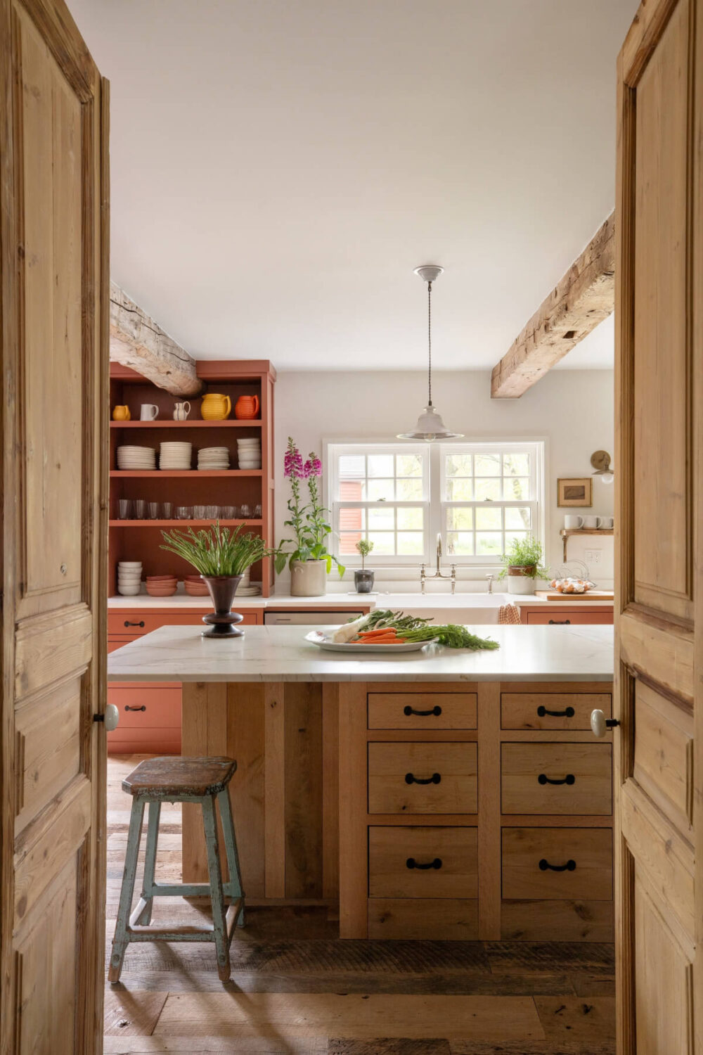 A Reimagined Farmhouse by Corbin Bernsen and Amanda Pays Lists for $4.6 Million 10 kitchen with island
