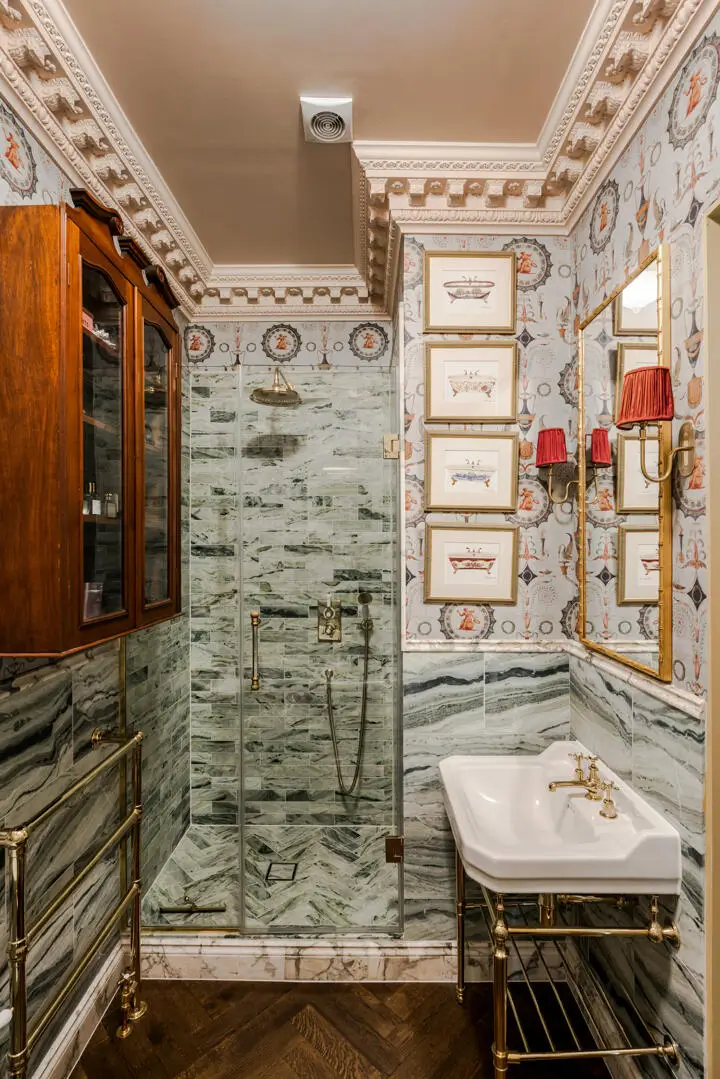 A Mixture of Patterns, Colors, and Materials in a Stunning London Apartment 34 pattern-color-materials-london-apartment-nordroom