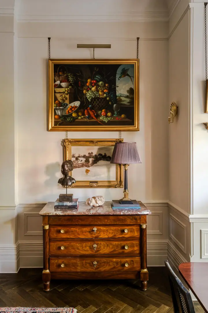 A Mixture of Patterns, Colors, and Materials in a Stunning London Apartment 33 pattern-color-materials-london-apartment-nordroom