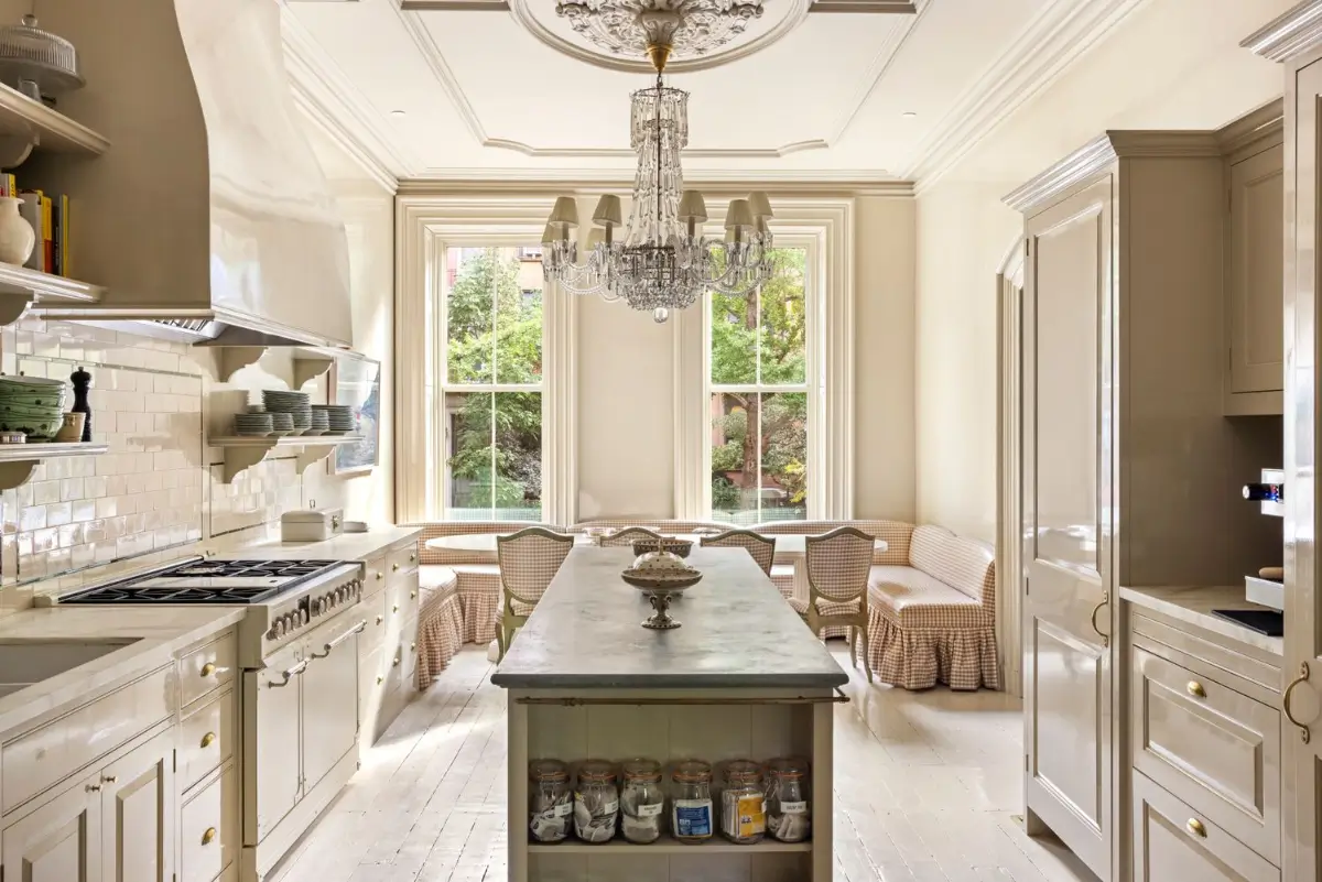 Lily Allen and David Harbour's Eclectic Brooklyn Townhouse is Listed For Sale 7 lily-allen-david-harbour-brooklyn-townhouse-for-sale-nordroom10