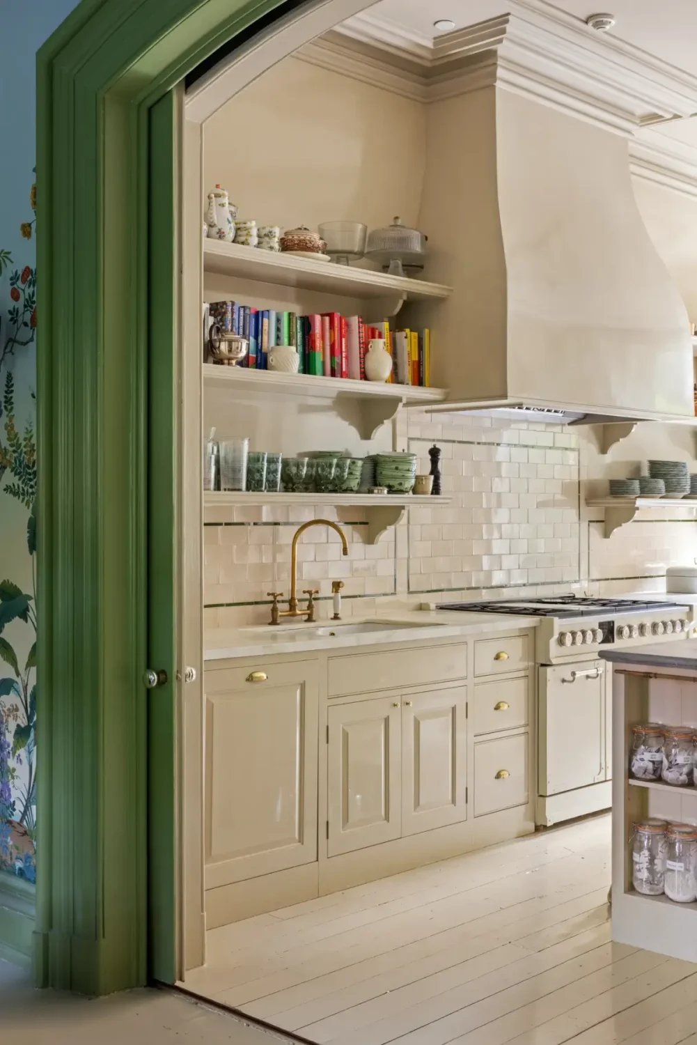 Lily Allen and David Harbour's Eclectic Brooklyn Townhouse is Listed For Sale 5 lily-allen-david-harbour-brooklyn-townhouse-for-sale-nordroom18