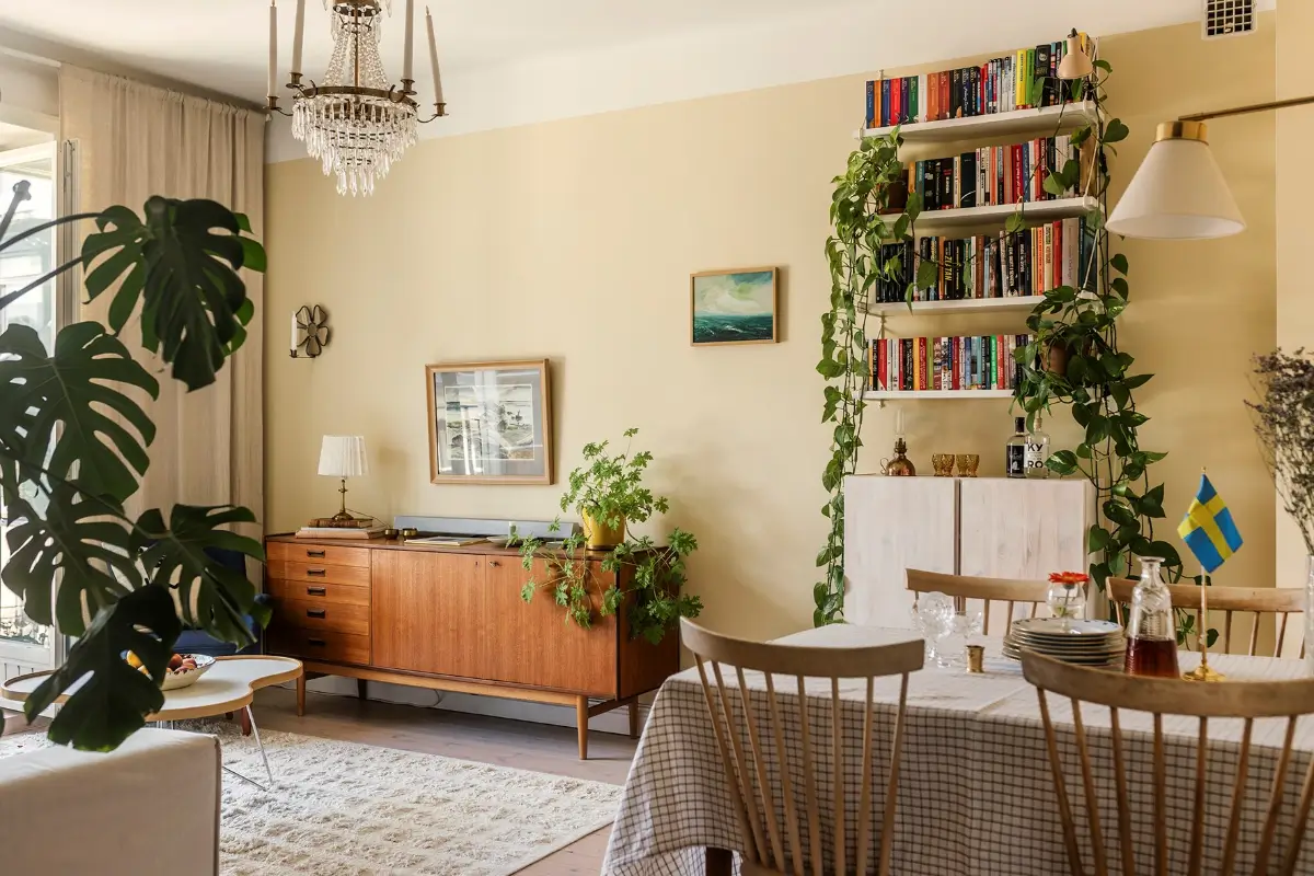 Yellow, Beige, and Green Tones in a 1920s Apartment 1 stockholm-apartment-yellow-green-beige-tones-nordroom15
