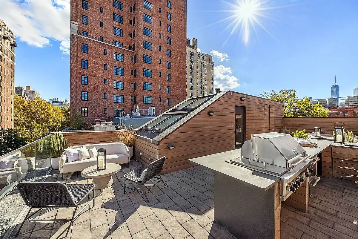 The 10 Most Expensive New York Real Estate Listings in November 2025 9 townhouse-greenwich-village-most-expensive-new-york-listings-november-nordroom5