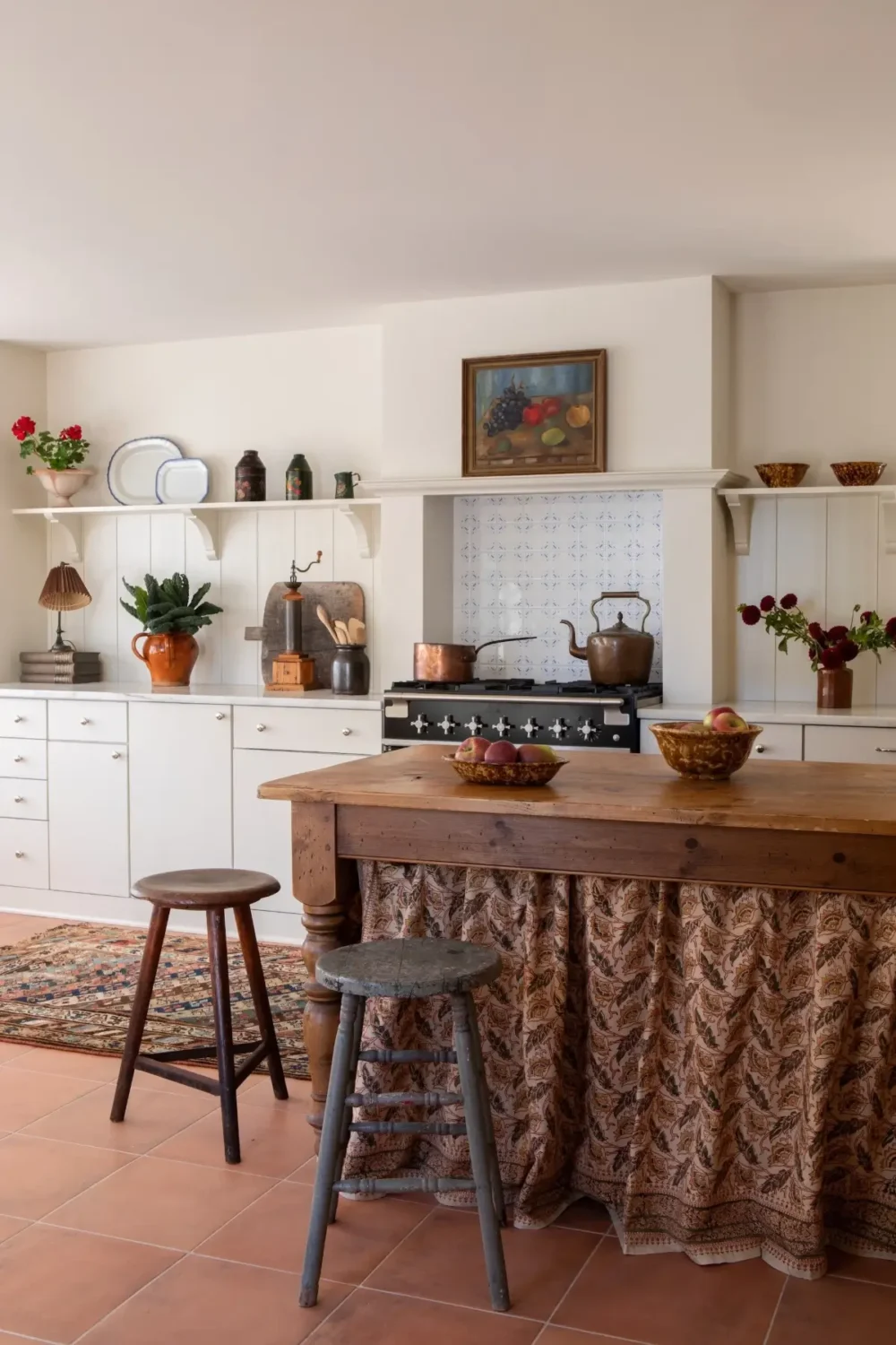 A Renovated Mid-Century Retreat in the Hudson Valley 9 late-1940s-renovated-cottage-new-york