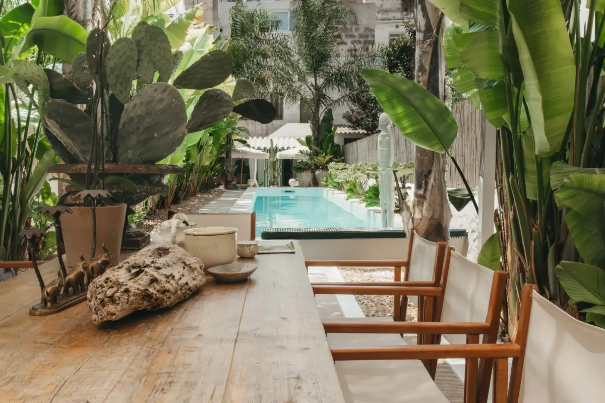 A Renovated Late 19th Century Menorca Townhouse with A Large Tropical Garden 22 can-riad-menorca-nordroom