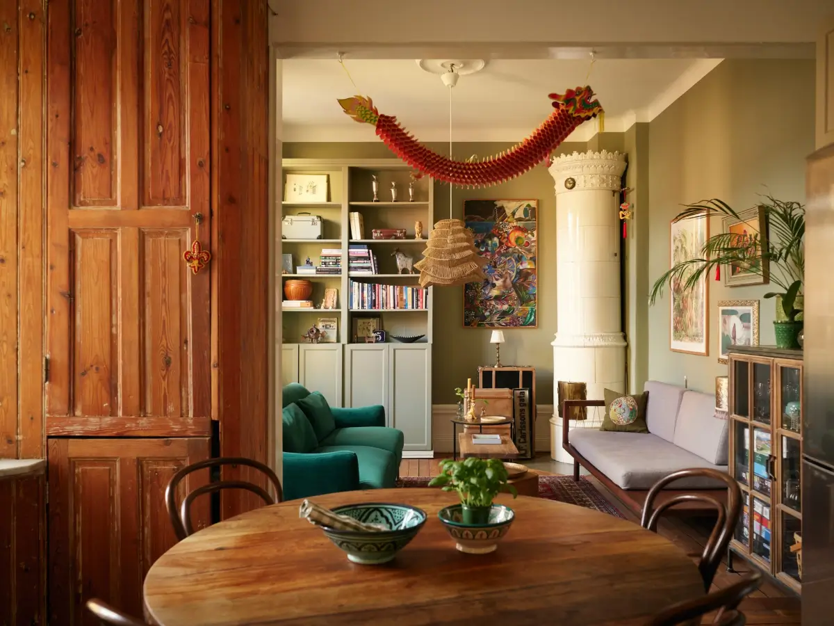 historic-character-cozy-one-bedroom-apartment-sodermalm-stockholm-nordroom