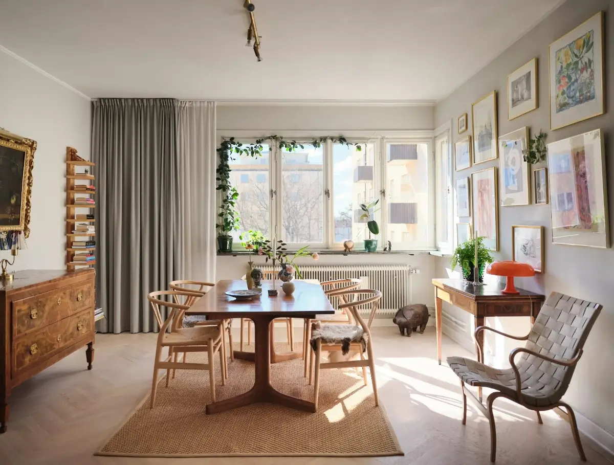 A Harmonious Color and Material Palette in a 1930s Apartment 2 light-filled-renovated-1930s-corner-apartment-stockholm-nordroom