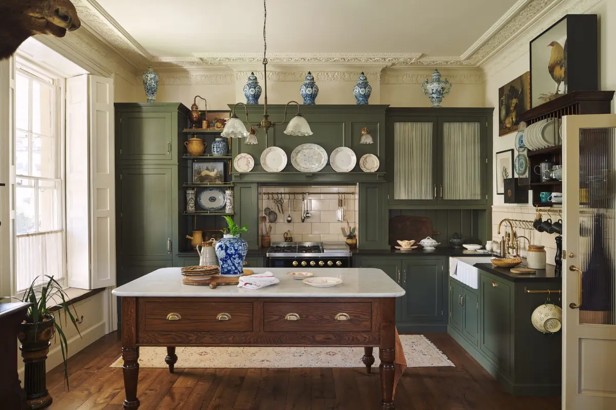 classic-english-kitchen-devol-nordroom