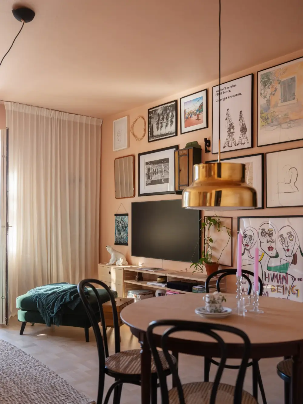 A 1940s Apartment Decorated in Pink and Yellow Hues 9 colorful-1940s-apartment-stockholm-nordroom