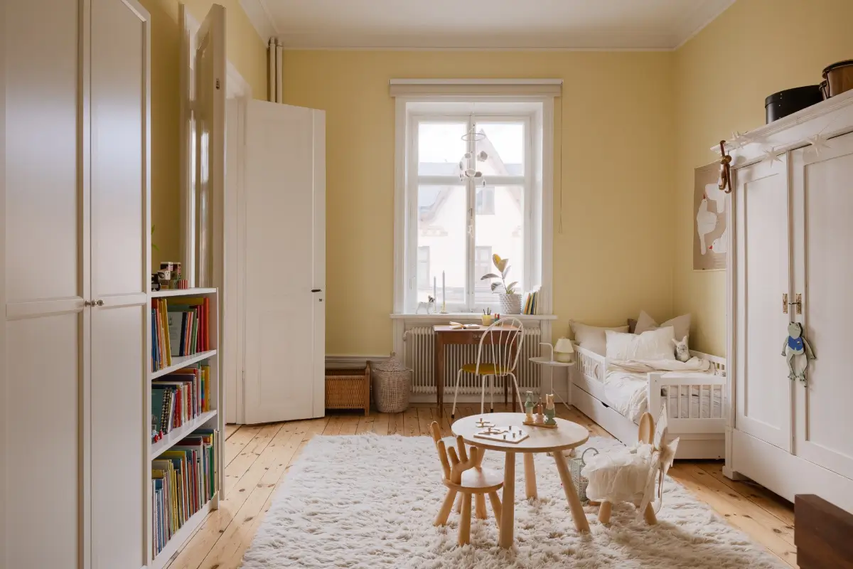 A Light Blue Bedroom in a Light-Filled Turn-of-the-Century Apartment 29 turn-of-the-century-apartment-pale-blue-bedroom-nordroom