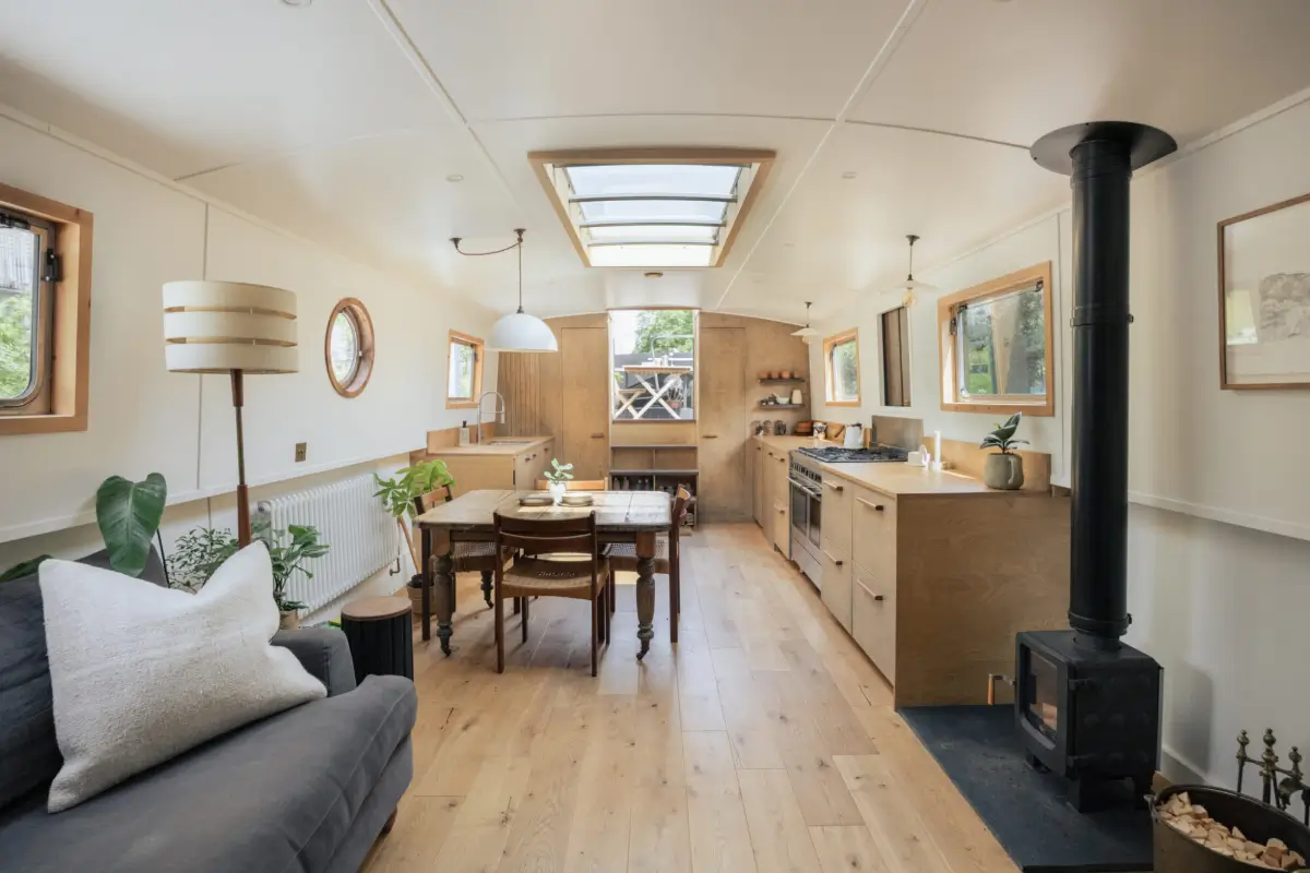 rich-timber-bespoke-joinery-houseboat-london-nordroom
