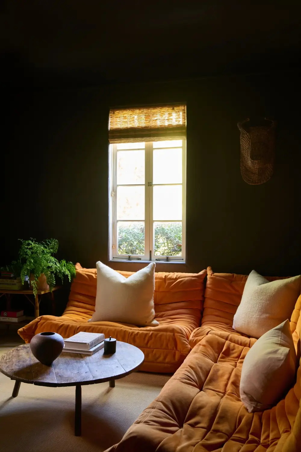 A Butter-Yellow Kitchen and Period Elements in a Spanish-Style LA Home 16 spanish-style-home-hancock-park-los-angeles
