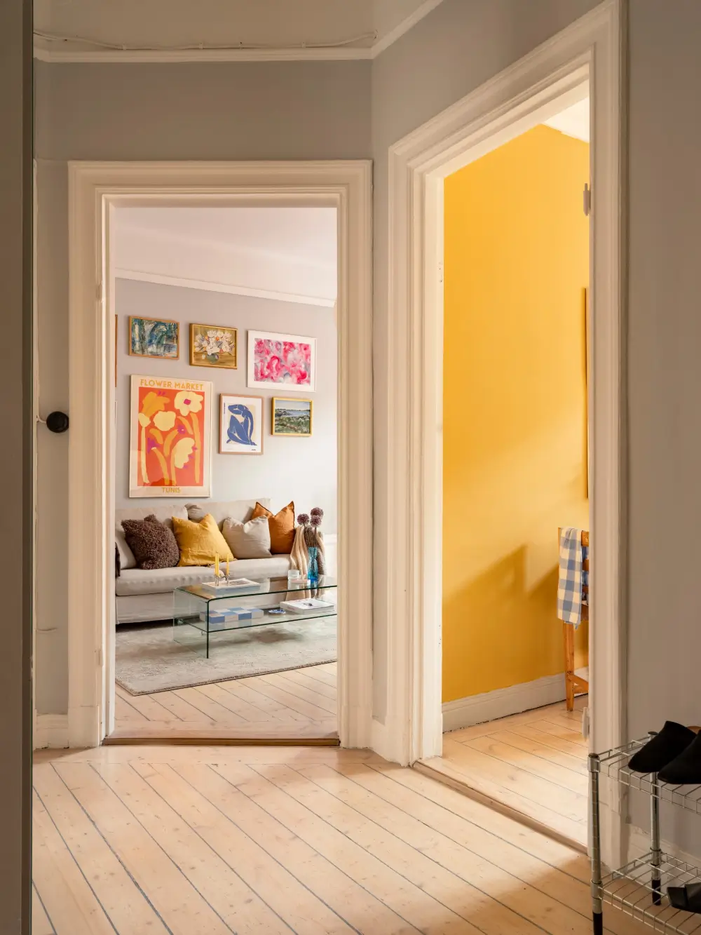 A Stylish Studio Apartment with a Sunny Yellow Kitchen 20 turn-of-the-century-studio-apartment-stockholm-nordroom