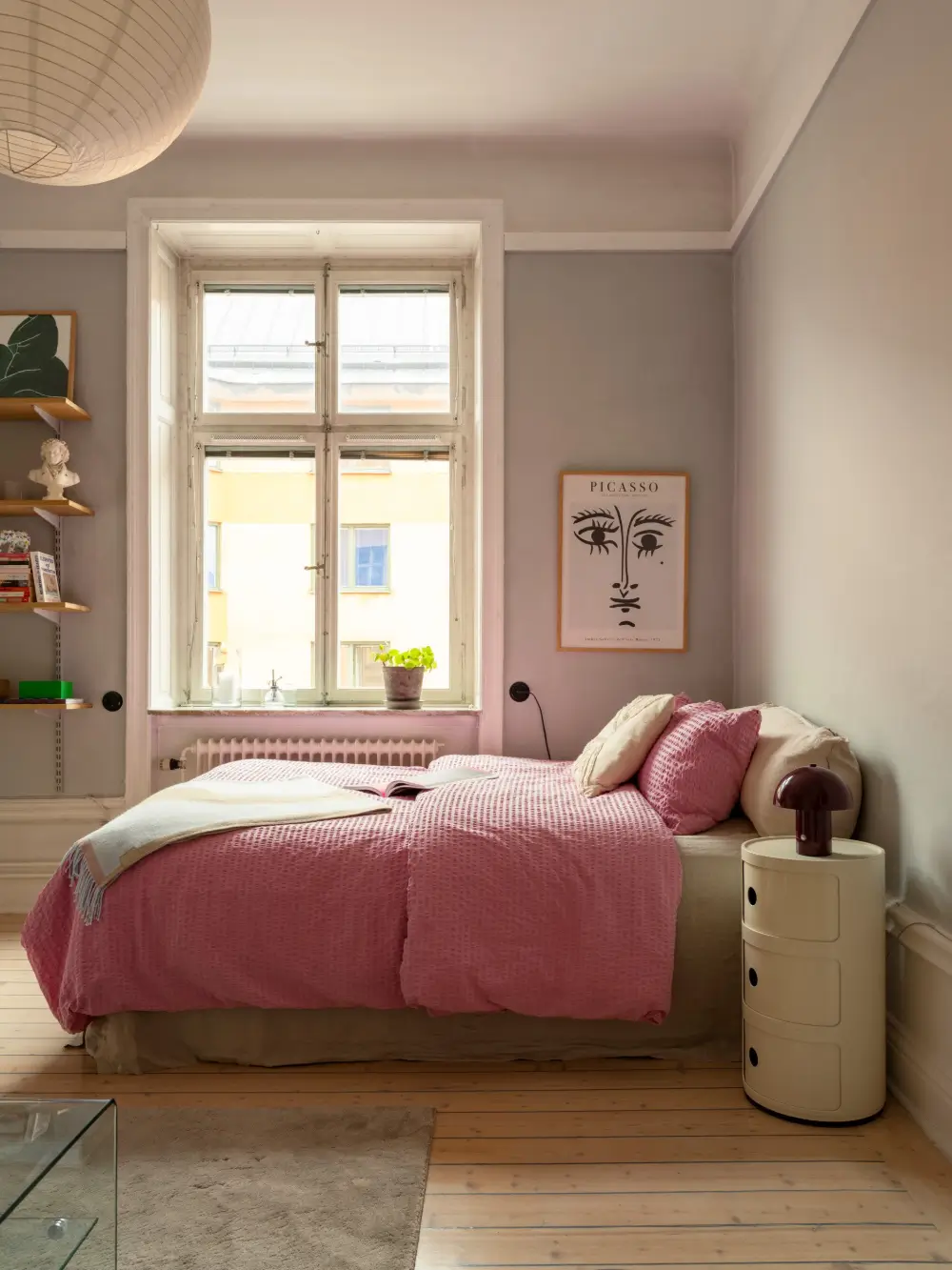 A Stylish Studio Apartment with a Sunny Yellow Kitchen 6 turn-of-the-century-studio-apartment-stockholm-nordroom