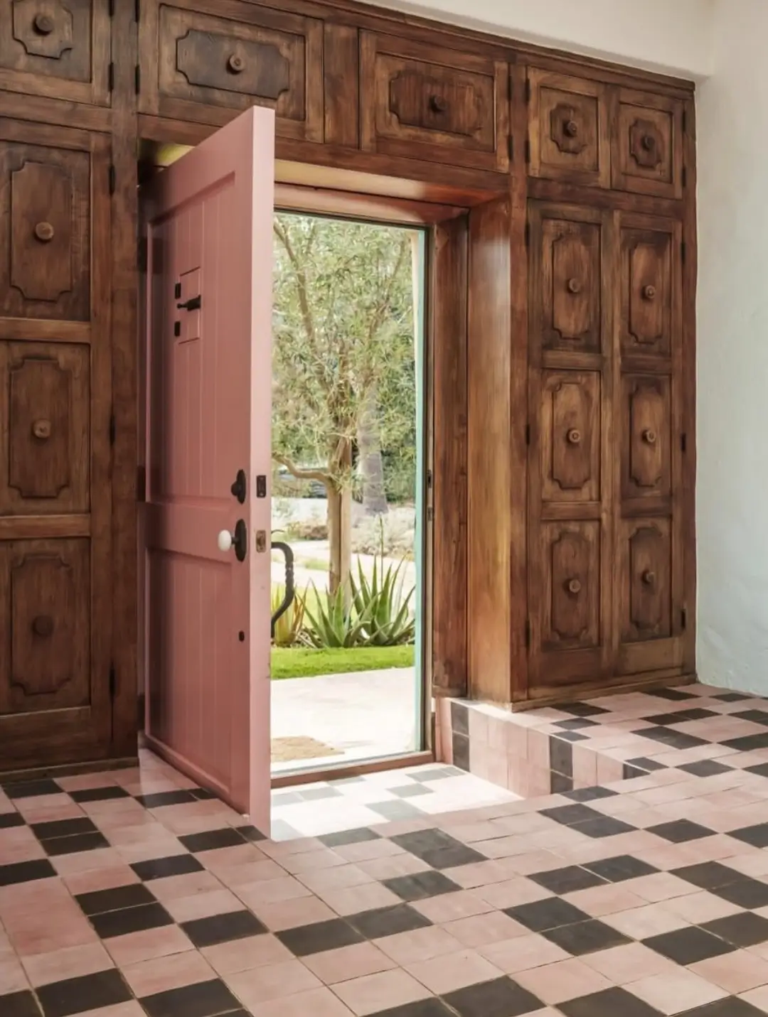 Alice Lynch House: One of Los Angeles’ Last Authentic Adobe Homes is For Sale 4 alice-lynch-house-adobe-home-los-angeles
