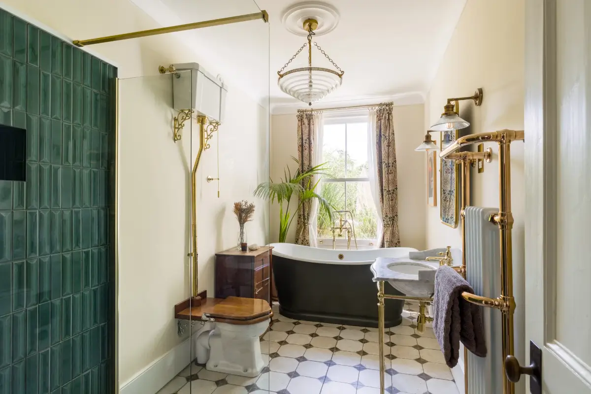 A Colorful Victorian Family Home with a Glazed Extension 27 colorful-renovated-victorian-house-london