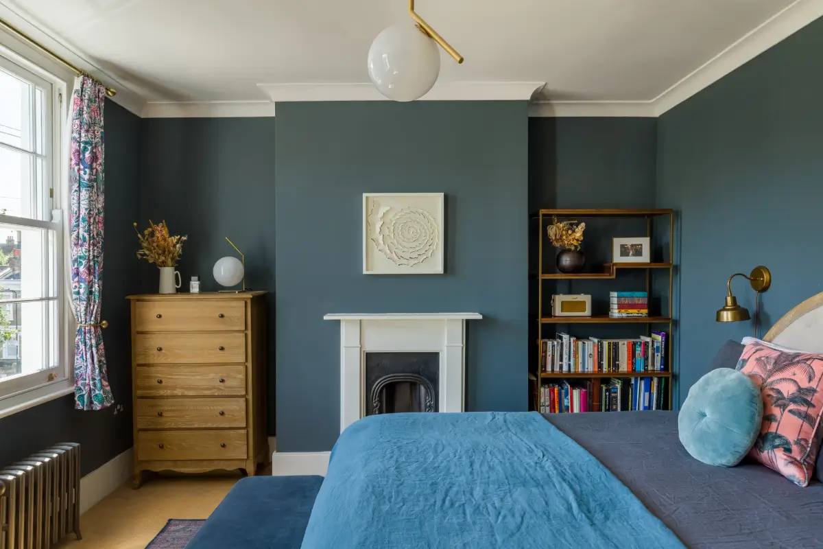 A Colorful Victorian Family Home with a Glazed Extension 32 colorful-renovated-victorian-house-london