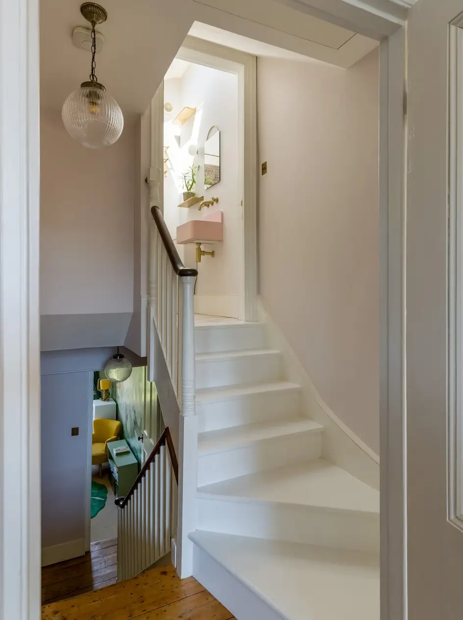 A Colorful Victorian Family Home with a Glazed Extension 41 colorful-renovated-victorian-house-london