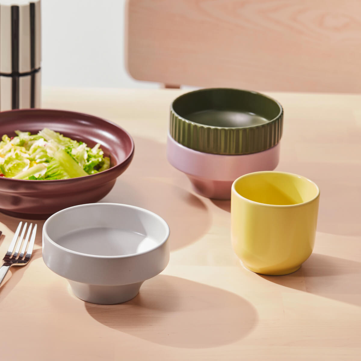 IKEA SPJUTLILJA: Colorful Dinnerware That Adds Personality to Your Dining Table 8 ikea-SPJUTLILJA-kitchen-dining-collection-nordroom