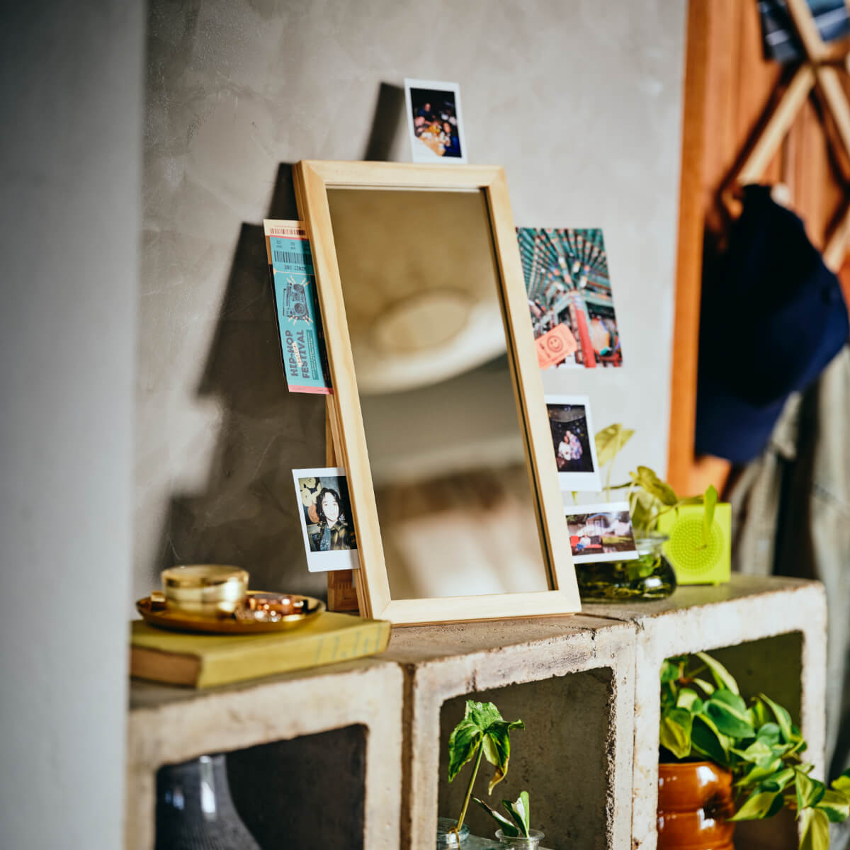 IKEA KOMPISHÄNG: Affordable, Multifunctional, and Moveable Furniture 23 mirror-IKEA-KOMPISHANG-collection-nordroom