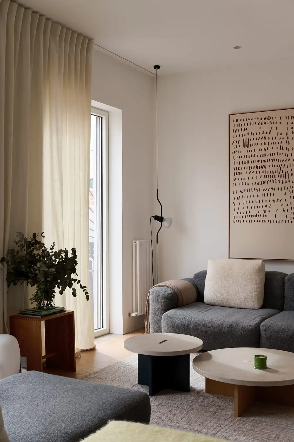 modern-renovated-apartment-1940s-building-madrid-nordroom