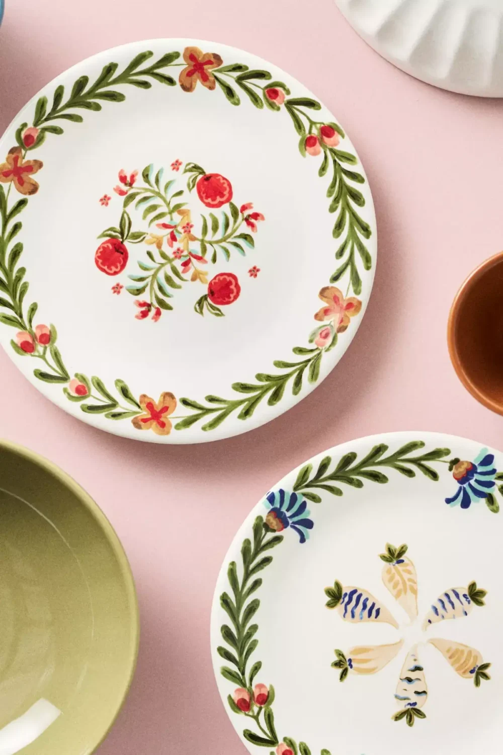 Anthropologie Teams Up with Molly Yeh for a Joyful New Kitchen Collection 23 nordroom-Molly-Yeh-anthropoligie-collection-stoneware-dessert-plate