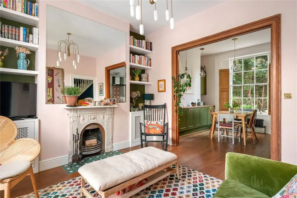 A Pink and Green Living Room in a Charming Victorian Family Home 2 pink-green-living-space-victorian-duplex-london