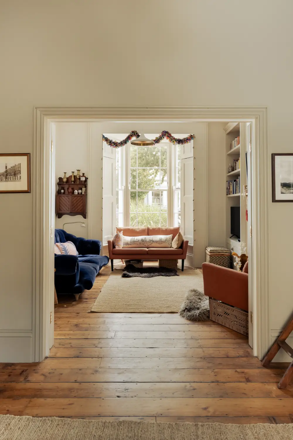 An Extended Victorian Family Home with a Blue deVOL Kitchen 24 renovated-extended-1860s-victorian-house-london-fields