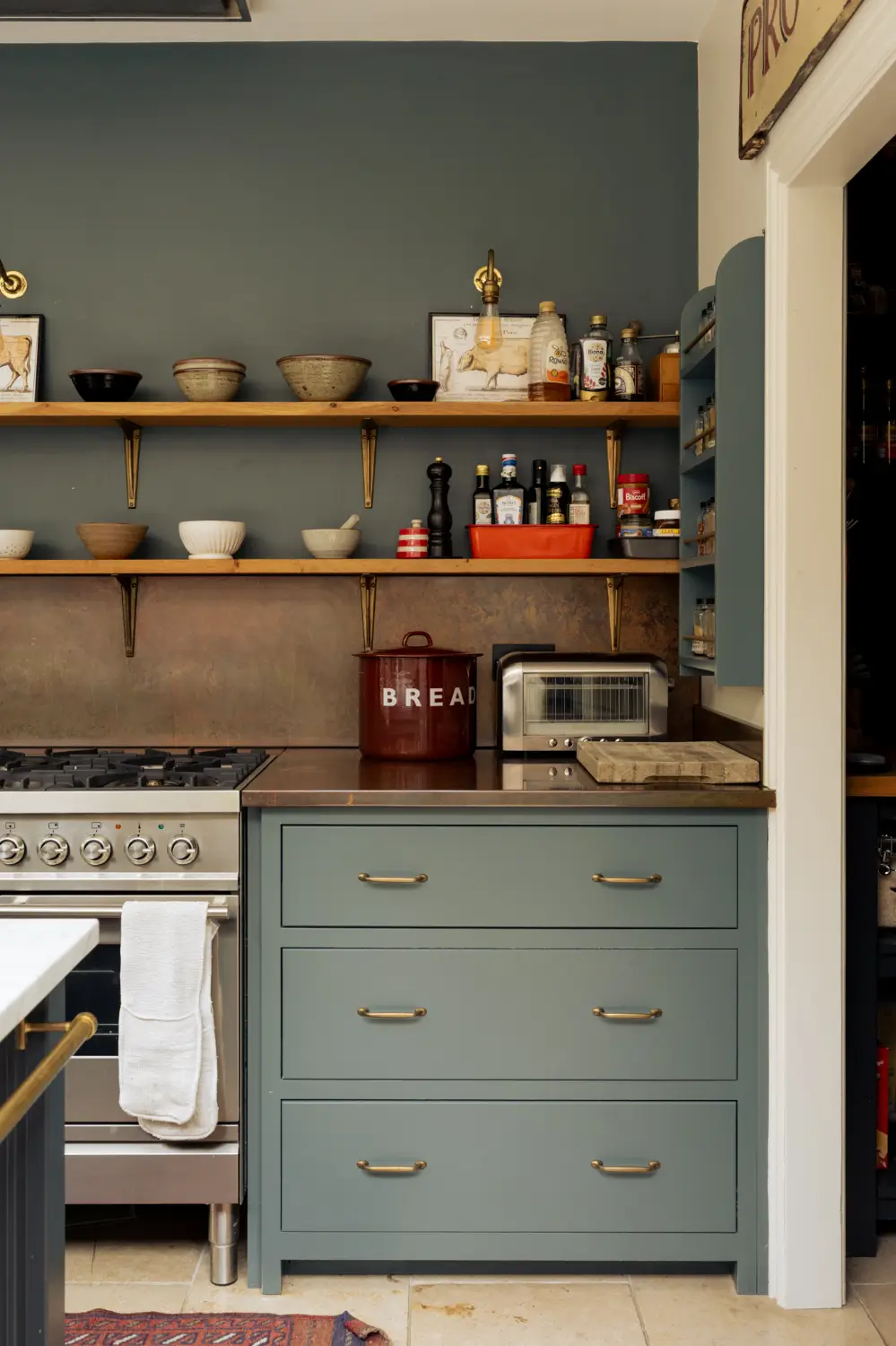 An Extended Victorian Family Home with a Blue deVOL Kitchen 5 renovated-extended-1860s-victorian-house-london-fields