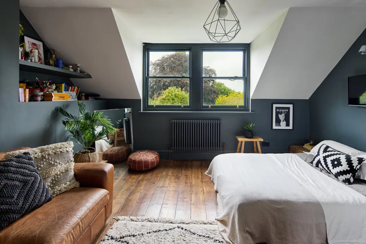 A Grand, Renovated Victorian Family Home on the River Thames in London 28 rich-color-palette-victorian-house-river-thames-london