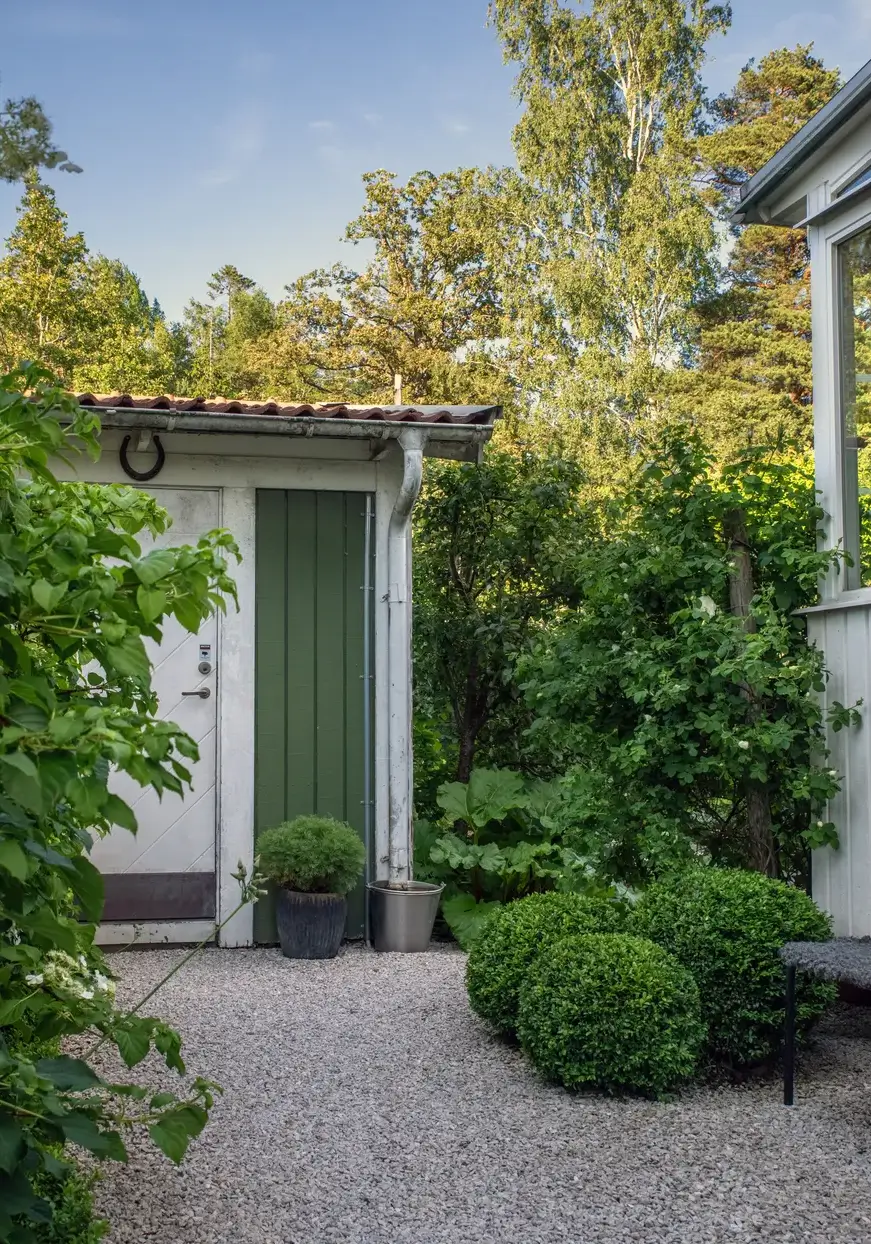 A Swedish Family Home with a Yellow Kitchen and Lovely Gardens 37 yellow-kitchen-cozy-family-home-sweden-nordroom
