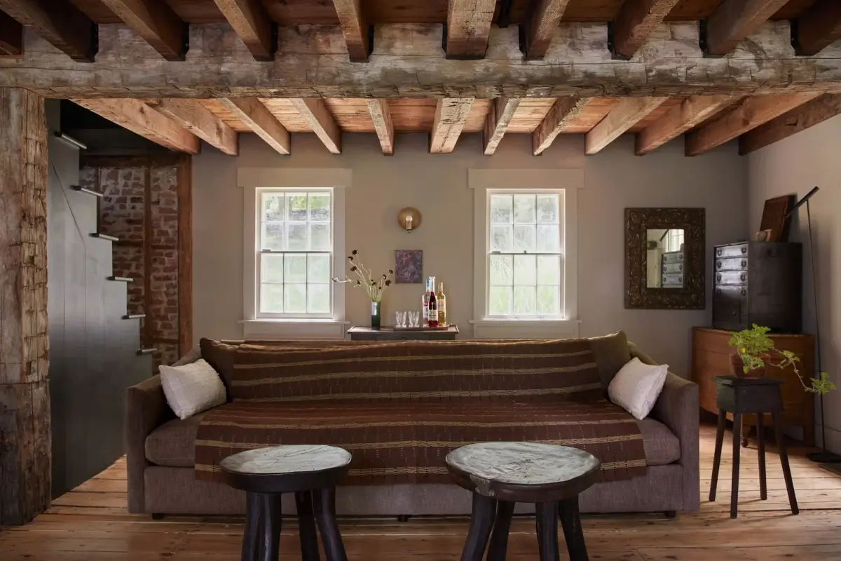 A Thoughtfully Renovated and Extended 18th-Century Farmhouse in the Hudson Valley 14 late-18th-century-farmhouse-hudson-valley