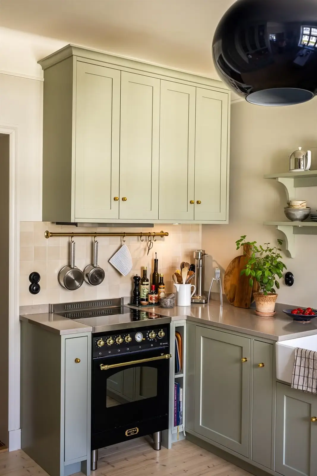 nordiska-kök-kitchen-classic-elements-oslo-apartment