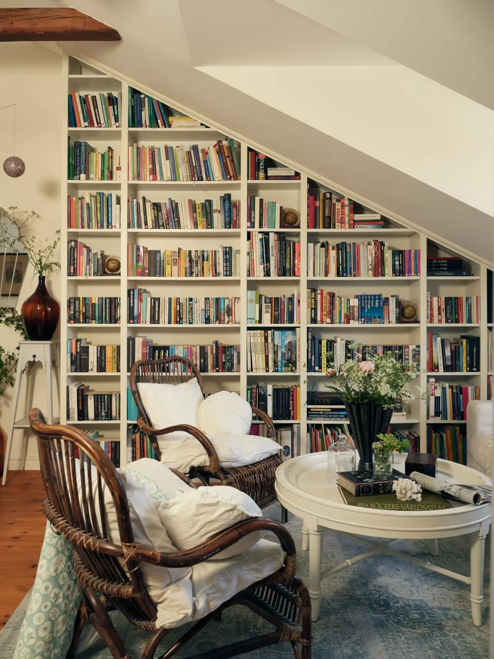 paris-inspired-interiors-duplex-attic-apartment-stockholm-nordroom