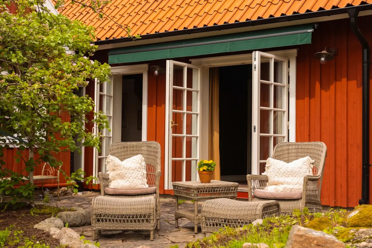 Rustic Interiors in a Well-Preserved Early 19th-Century Swedish Cottage 24 rustic-interiors-swedish-country-house-nordroom