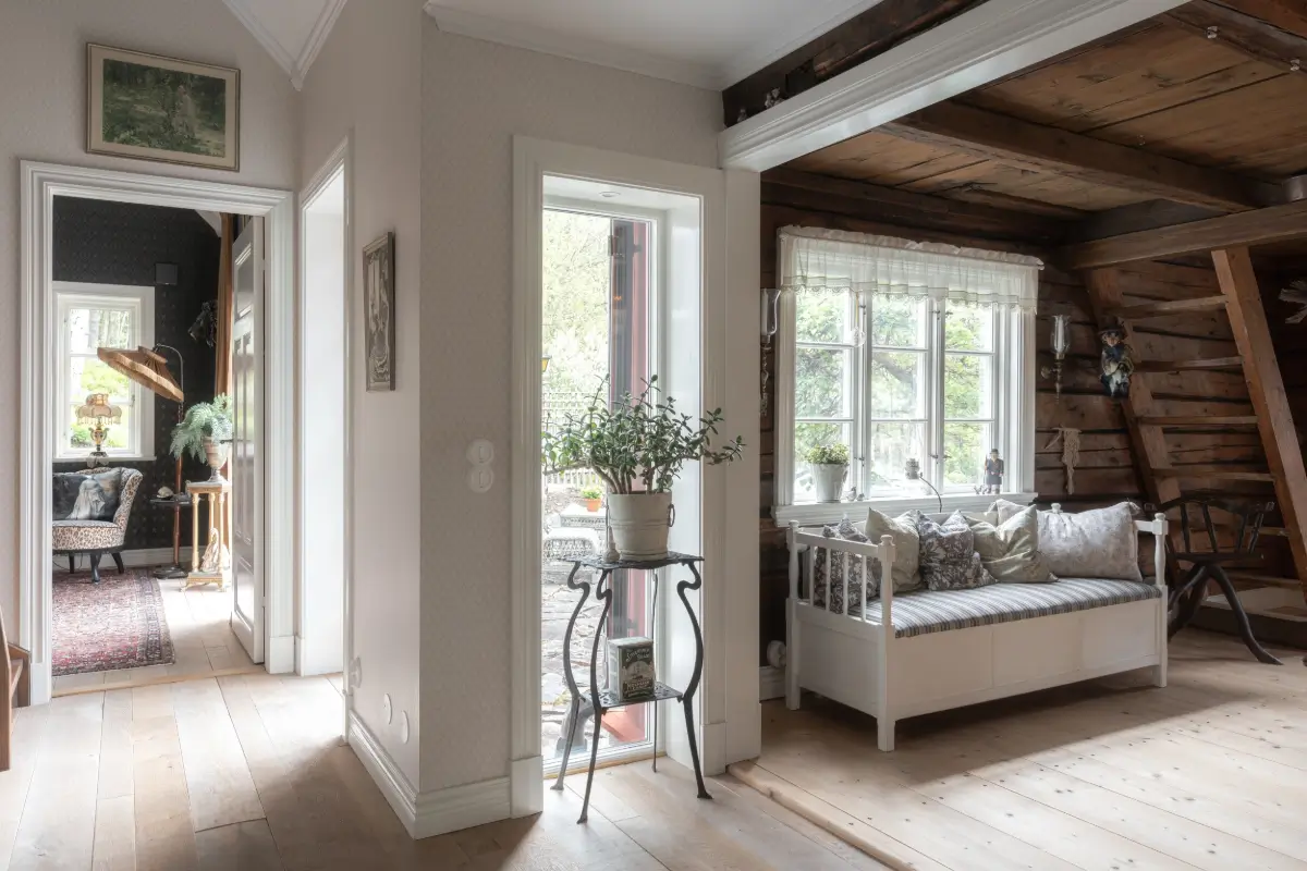 Rustic Interiors in a Well-Preserved Early 19th-Century Swedish Cottage 15 rustic-interiors-swedish-country-house-nordroom