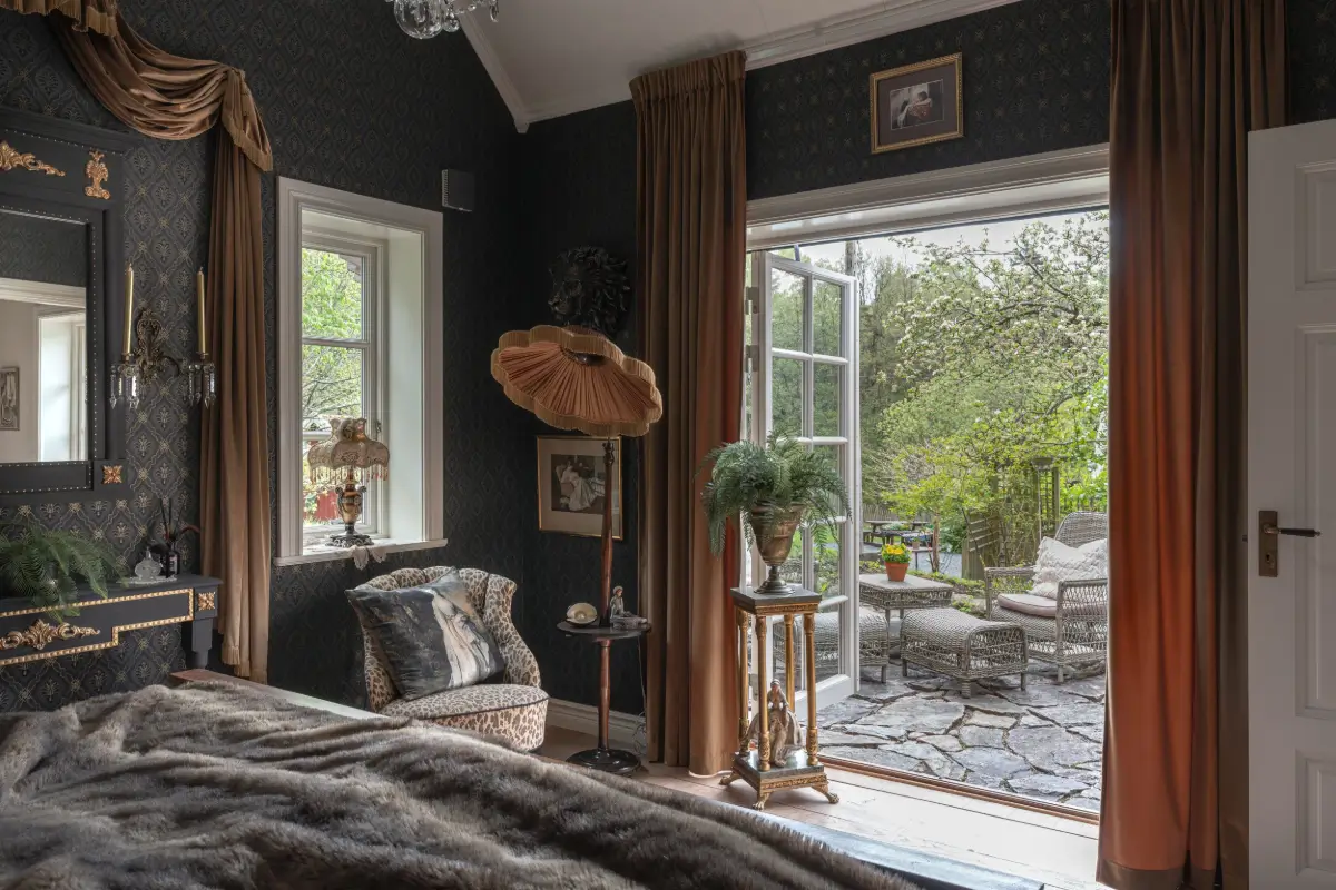 Rustic Interiors in a Well-Preserved Early 19th-Century Swedish Cottage 17 rustic-interiors-swedish-country-house-nordroom